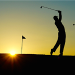 Golf Digest : Balle de golf en plein pare-brise