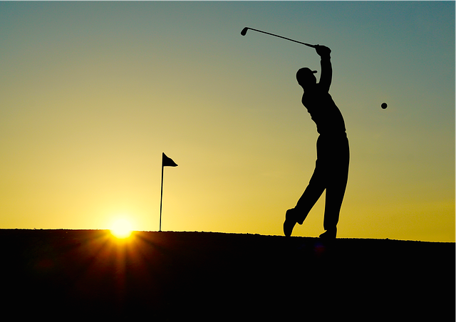 Golf Digest : Balle de golf en plein pare-brise